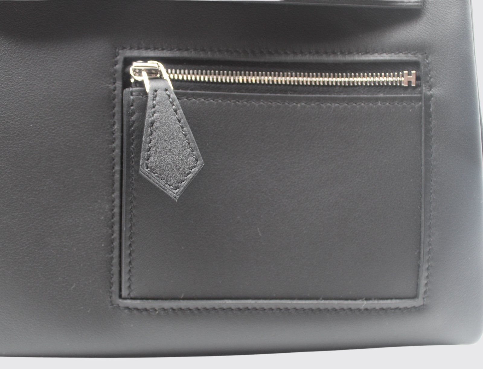 Kelly_25_in_Rock_Noir_5-1.jpg Hermes Kelly 25 in Rock Noir