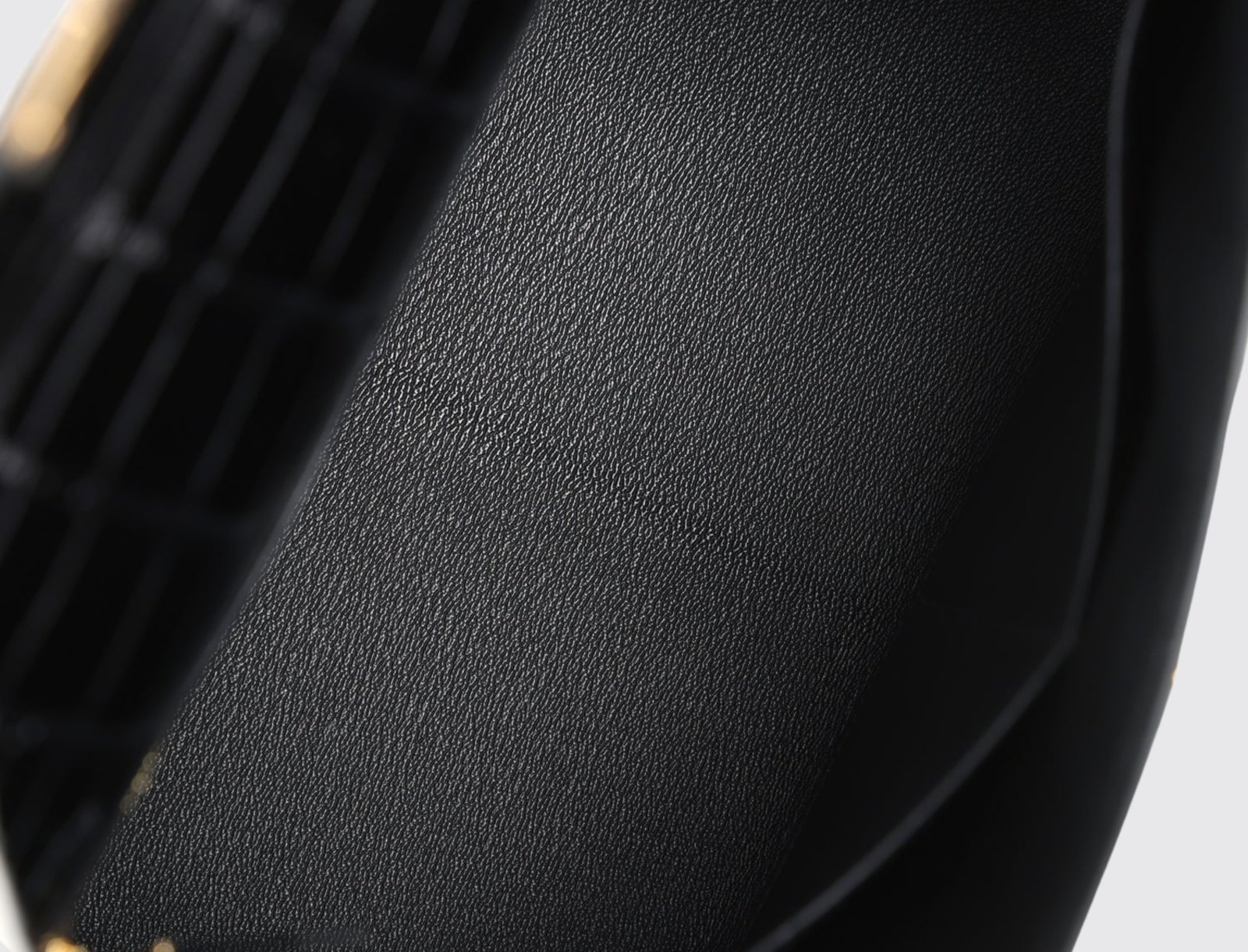 Kelly_28_in_Noir_6-1.jpg Hermes Kelly 28 in Noir