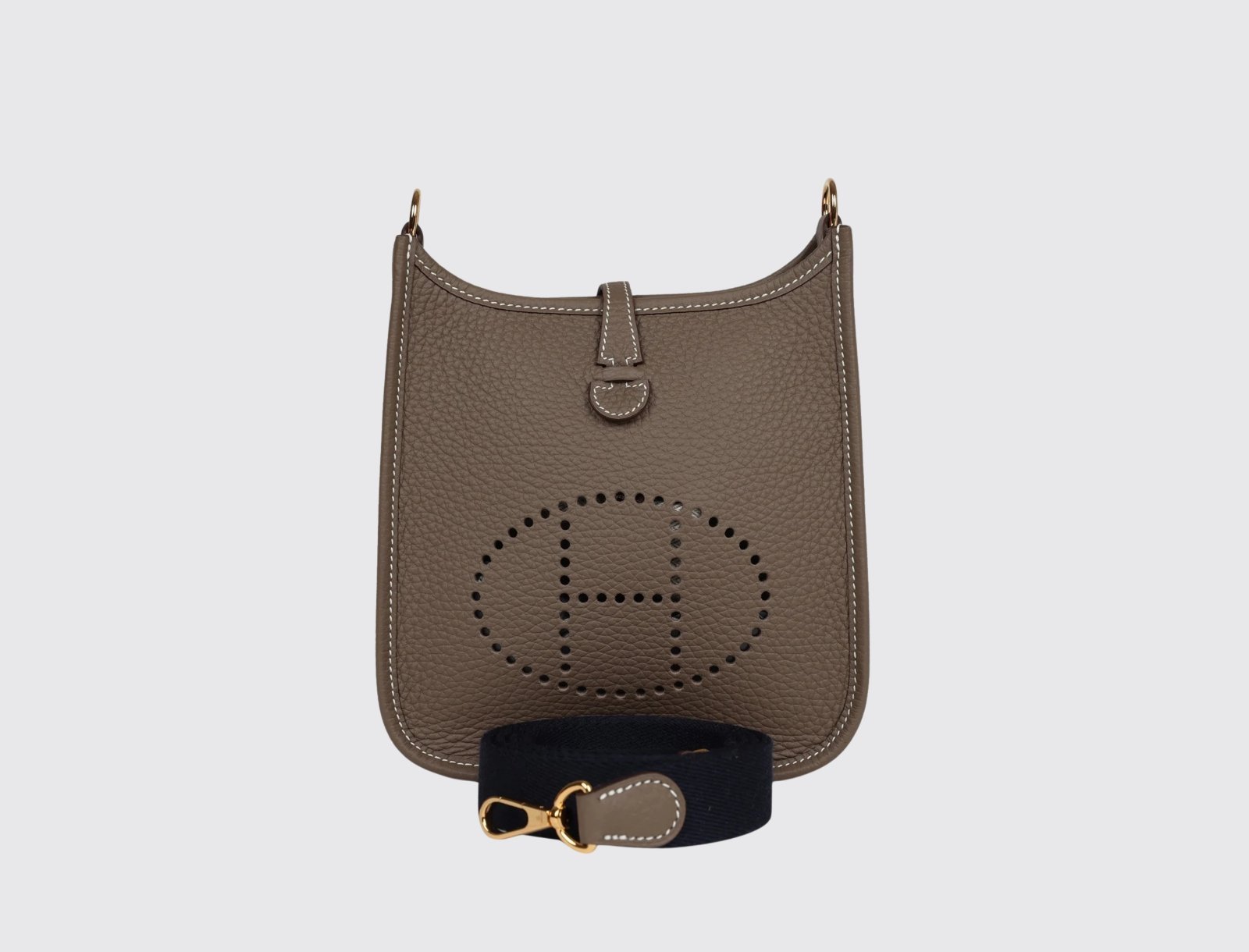 Mini_Evelyne_in_Etoupe_1-1.jpg Hermes Mini Evelyne in Etoupe