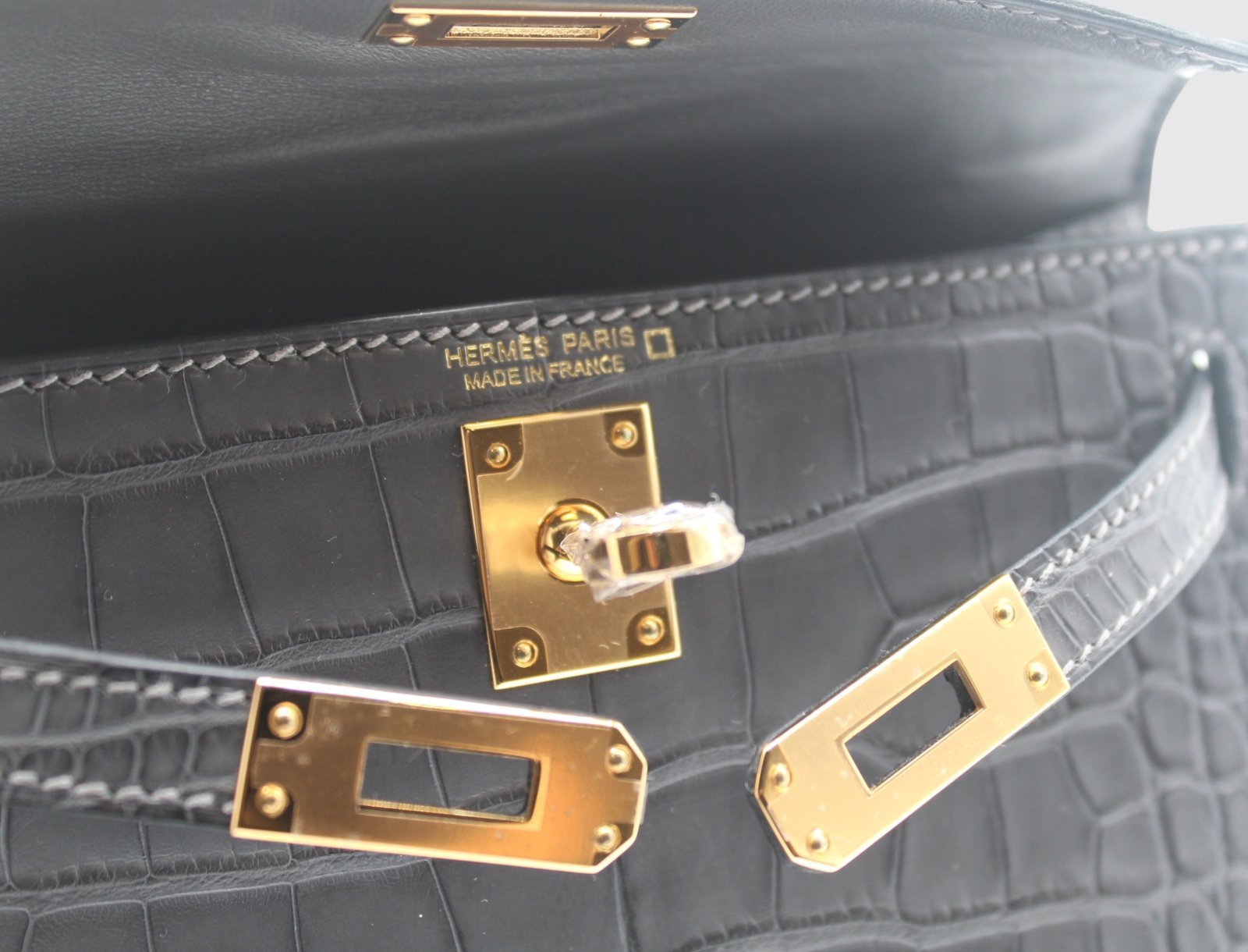 Mini_Kelly_in_Graphite_5-1.jpg Hermes Mini Kelly in Graphite