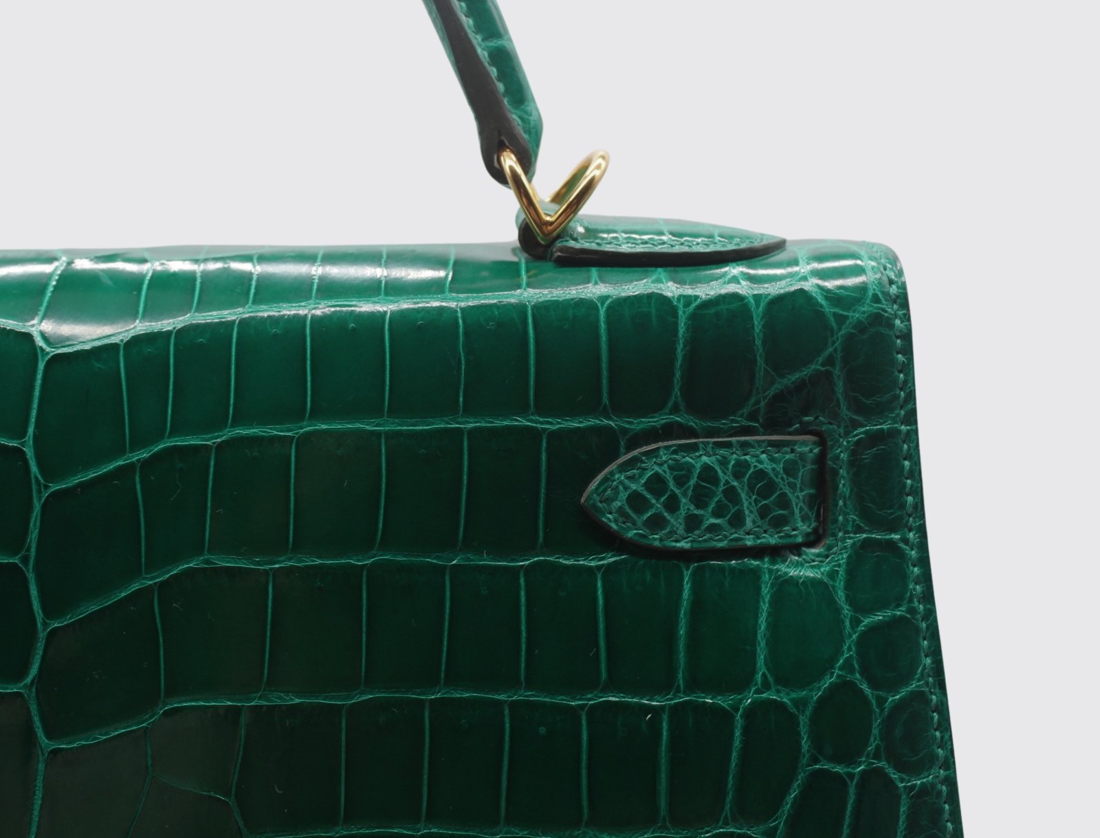 Preloved_Kelly_32_in_Vert_Emerald_6-1.jpg Hermes Kelly 32 in Vert Emerald
